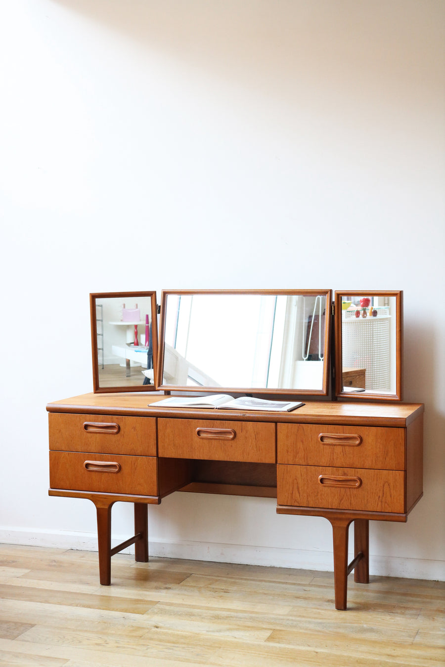 dressoir met spiegel Meredew