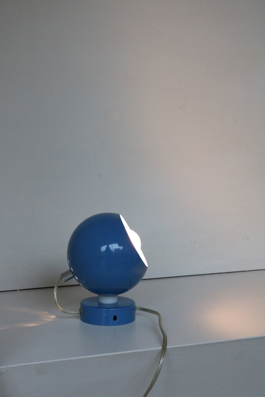 eyeball lamp blauw