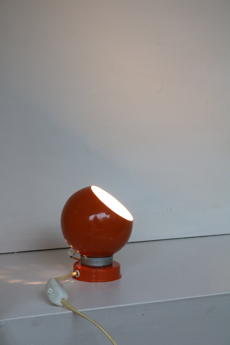 eyeball lamp oranje